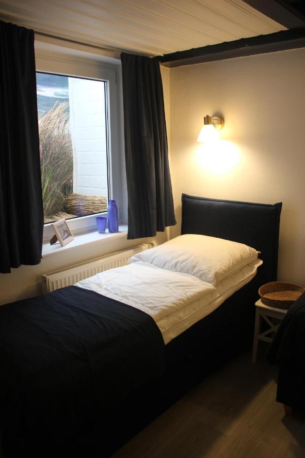 Apartment Reetdach Friesenhof Suederende *
